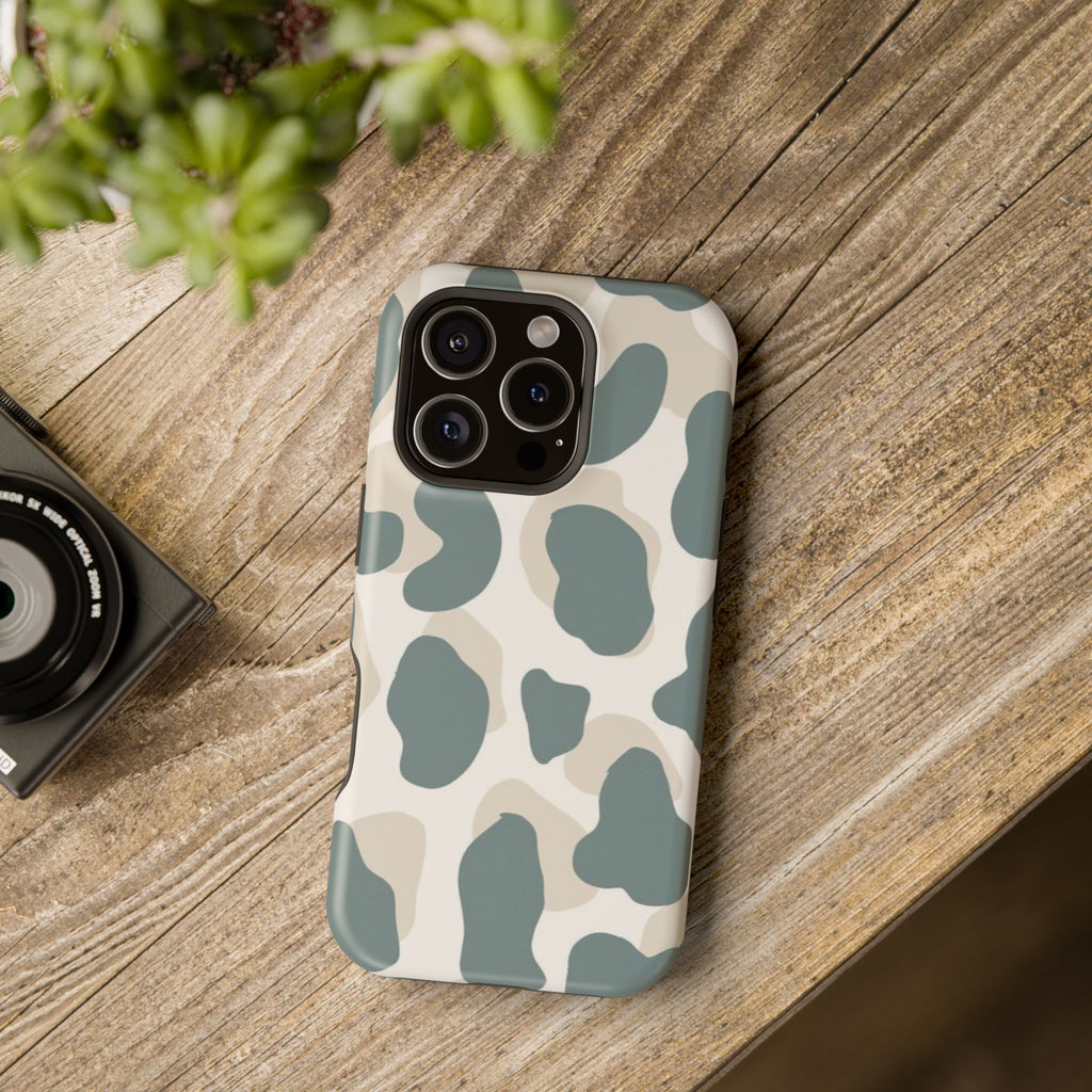 Camouflage Phone Case — Magnetic Impact-Resistant iPhone Cover